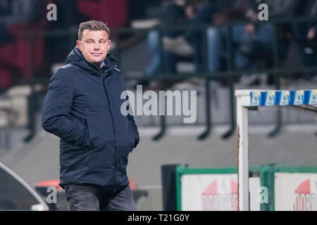 DORDRECHT, Riwal Hoogwerkers Stadium, 29-03-2019, Saison 2018 / 2019, Niederländische Keuken Kampioen Divisie. Ergebnis 1-3, GA Adler Trainer John stegeman während des Spiels Dordrecht - Go Ahead Eagles Stockfoto