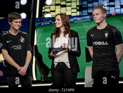 Stockholm, Schweden. 29. März, 2019. eAllsvenskan Runde 2 ein Fifa 19 Turnier erstellt von Svensk Elitfotboll und Dreamhack. Rasmus gewinnt sein Match über Cackarias aus Malmö Team Credit: Daniel Bengtsson/Alamy leben Nachrichten Stockfoto