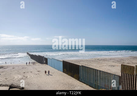 Usa/Mexiko Strand Grenzen Stockfoto