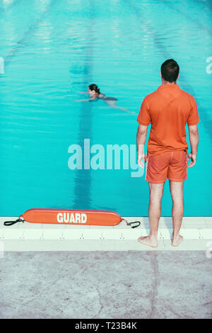 Rettungsschwimmer. Getönten Bild. Stockfoto