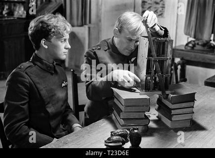 Aces High (1976) Peter Firth, David Holz, Datum: 1976 Stockfoto