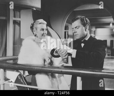 Neben keine Zeit (1958) Betsy Drake, Kenneth Mehr, Datum: 1958 Stockfoto