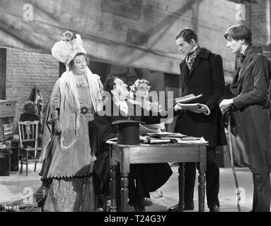 Das Leben und die Abenteuer von Nicholas Nickleby (1947) Vera Pearce, Stanley Holloway, Una Bart, Derek Bond, Aubrey Woods, Datum: 1947 Stockfoto