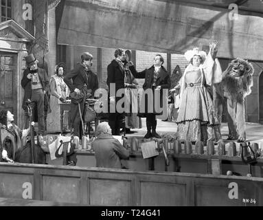 Das Leben und die Abenteuer von Nicholas Nickleby (1947) Stanley Holloway, Derek Bond, Aubrey Woods, Vera Pearce, Datum: 1947 Stockfoto