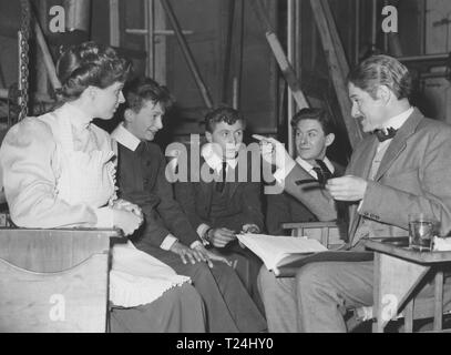 Die Magic Box (1952) Robert Donat, John Howard Davies, David Oake, James Kenney, Datum: 1952 Stockfoto