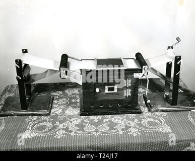 Die Magic Box (1952) Film Making equipment Datum: 1952 Stockfoto