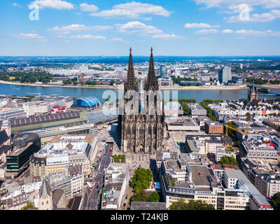 Kölner Dom Antenne Panoramaaussicht in Köln, Deutschland Stockfoto