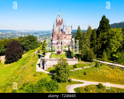 Schloss Drachenburg ist ein Palast, der in Königswinter am Rhein in der Nähe der Stadt Bonn in Deutschland Stockfoto