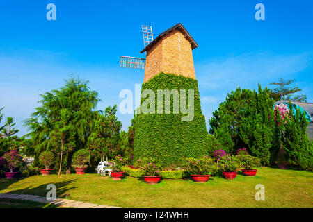 DALAT, VIETNAM - 13. MÄRZ 2018: Dalat Flower Garden Park in der Stadt Da Lat in Vietnam. Stockfoto