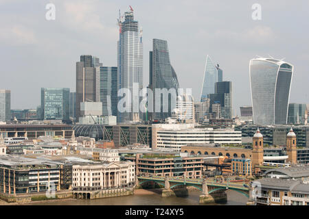 Tate Modern, London, UK. 30. März, 2019. Ausblick auf die Stadt. © Byron Kirk Stockfoto