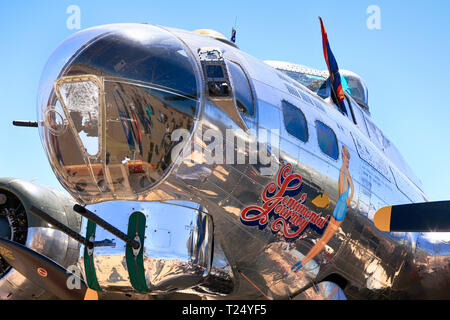 Ein WW2 B17 Flying Fortress Bomber namens Sentimentale Reise auf der Luftfahrtausstellung in Tucson Arizona Stockfoto