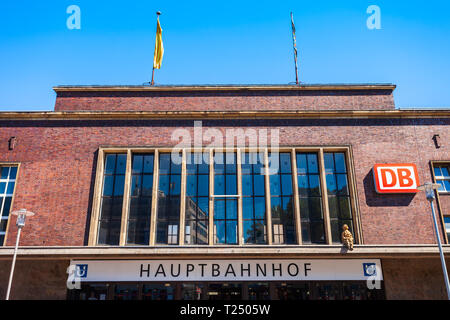 Düsseldorf Hauptbahnhof in Düsseldorf Düsseldorf, Deutschland - Juli 02, 2018: Die Stadt in Deutschland Stockfoto