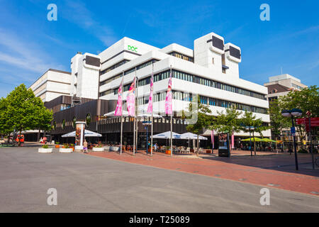 DORTMUND, Deutschland - Juli 04, 2018: DOC Gebäude ist die Diagnose Zentrum für Medizin und Gesundheit in Dortmund. Stockfoto