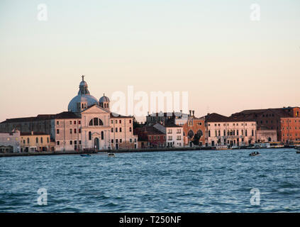 Venedig, Italien. Samstag 23. März 2019. Blick über St. Marks Becken vom Markusplatz Stockfoto