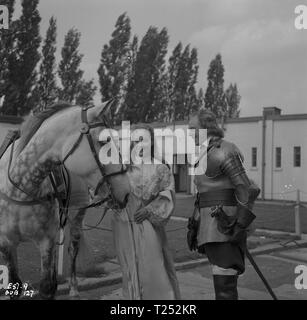 Die moonraker (1958), Marius Goring, Sylvia Syms, Datum: 1958 Stockfoto