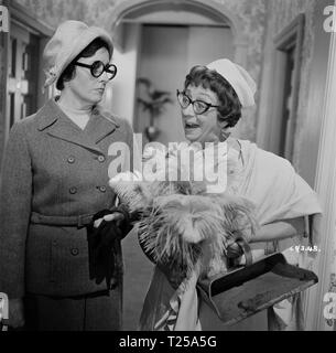 Einige werden, einige werden nicht (1970) Diana König, Thora Hird, Datum: 1970 Stockfoto