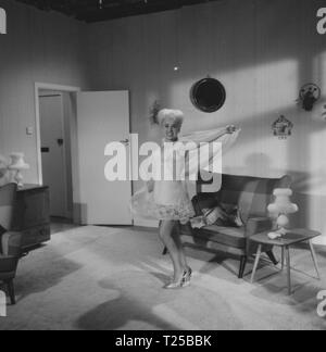 Spatzen können nicht singen (1962) Barbara Windsor, Datum: 1962 Stockfoto