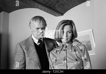 An den Teufel eine Tochter (1976) Richard Widmark, Ehre Blackman, Datum: 1976 Stockfoto