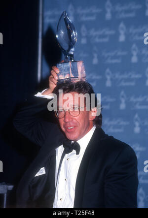 CULVER CITY, CA - 8. März: Schauspieler Tim Allen besucht die 20. jährliche People's Choice Awards am 8. März 1994 an Sony Picture Studios in Culver City, Kalifornien. Foto von Barry King/Alamy Stock Foto Stockfoto