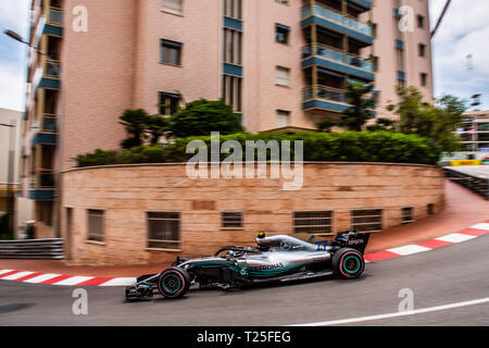 Monte Carlo / Monaco - 20/02/2018 - #77 Valtteri Bottas (FIN) in seiner AMG Merceres Petronas w09 während der Eröffnung der Praxis Tag der Aktion vor der 20. Stockfoto