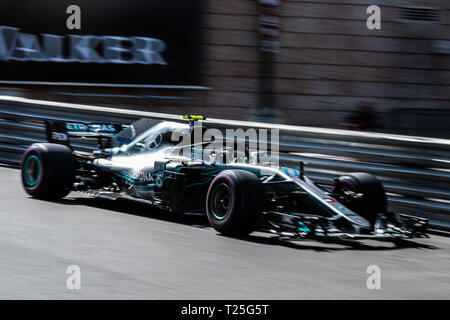 Monte Carlo / Monaco - 20/02/2018 - #77 Valtteri Bottas (FIN) in seiner AMG Merceres Petronas w09 während der Eröffnung der Praxis Tag der Aktion vor der 20. Stockfoto