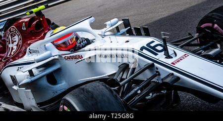 Monte Carlo / Monaco - 20/02/2018 - #16 Charles Leclerc (MCO) in seinem Alfa Romeo Sauber C37 während der öffnung Tag vor der Monaco 2018 Gr Stockfoto