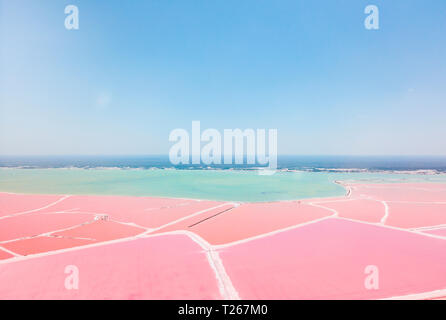 Mexiko, Yucatan, Las Coloradas, Pink Lake salt lake Stockfoto