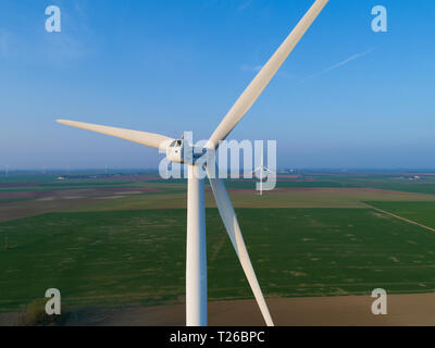 Windgeneratoren, Santilly, Eure-et-Loir, Center-Val de Loire, Frankreich Stockfoto