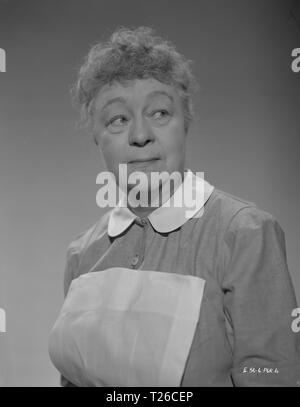 Junge Fraugeschichte (1951) Athene Seyler, Datum: 1951 Stockfoto