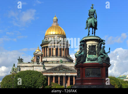 Saint Isaac's Cathedral (1858), russisch-orthodoxe Kathedrale und Denkmal für russische Zar Nikolaus I. (1856) in der St. Isaac's Square. Saint Petersburg, Stockfoto