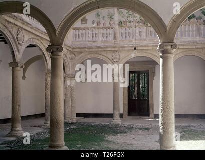 Terrasse - SIGLO XVI. Lage: CASA GRANDE - Palacio de los Condes de Castilla. Almansa. ALBACETE. Spanien. Stockfoto