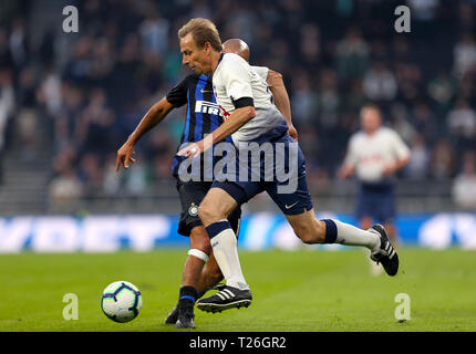 Tottenham Hotspur Jurgen Klinsmann in Aktion während der legenden Test event Match bei Tottenham Hotspur Stadium, London. Stockfoto