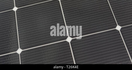 Detailansicht von photovoltaischen Solarzellen Stockfoto