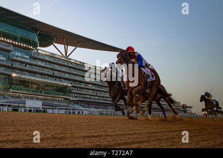 Meydan, Dubai, USA. 30 Mär, 2019. DUBAI, VEREINIGTE ARABISCHE EMIRATE - MÄRZ 30: Plus Que Parfait, geritten von Jose Ortiz, gewinnt die UAE Derby an den Meydan Racecourse am 30. März 2019 in Dubai, Vereinigte Arabische Emirate. Kaz Ishida/Eclipse Sportswire/CSM/Alamy leben Nachrichten Stockfoto