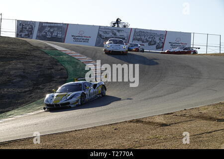 Kalifornien, USA. Am 30. März 2019. WeatherTech Laguna Seca Raceway, Monterey, CA., USA Die HubAuto Corsa Team Ferrari 488 GT3 angetrieben von Nick Foster. Tim Slade und Miguel Molina gewinnt den Intercontinental GT Challenge Serie, 8 Stunden Rennen an der berühmtesten Rennstrecke der USA: Motofoto/Alamy leben Nachrichten Stockfoto