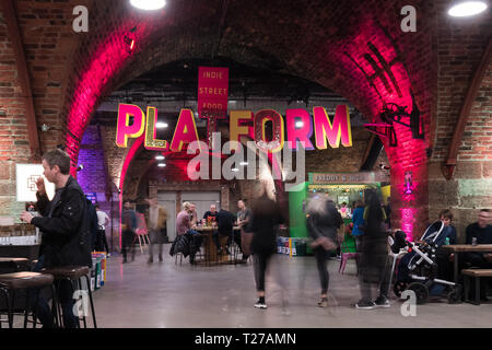 Plattform auf der Argyle Street Bögen, Glasgow, Schottland, Großbritannien Stockfoto