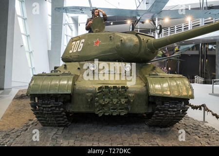 Russische Panzer Ausstellung im Großen Vaterländischen Krieg Museum in Minsk, Belarus. Stockfoto
