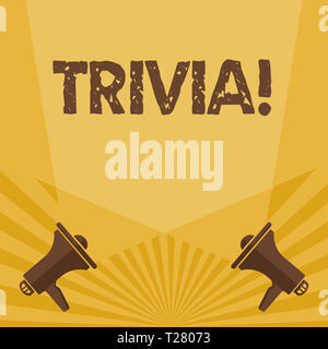 Schreiben Hinweis Übersicht Trivia. Business Konzept für Stücke von unbedeutenden Info von etwas, das jemand irgendwo Spotlight und Quer durch Nach oben von Mega Stockfoto