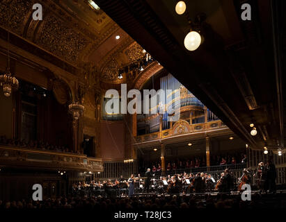 ELTE Chor und Musik Orchester spielt auf Musik Akademie am 23. März 2019 in Budapest, Ungarn Stockfoto