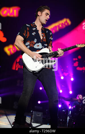 London, Großbritannien. Am 30. März 2019. Charlie Simpson von Rock Band Busted live auf der Bühne während ihrer Mitte dort Tour 2019 im Wembley SSE Arena London gesehen. Credit: SOPA Images Limited/Alamy leben Nachrichten Stockfoto
