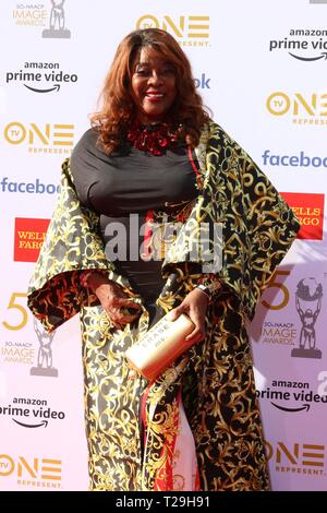 Los Angeles, CA, USA. 30 Mär, 2019. Loretta Devine bei der Ankunft für 50 NAACP Image Awards, Loews Hotel Hollywood, Los Angeles, CA 30 März, 2019. Credit: Priscilla Grant/Everett Collection/Alamy leben Nachrichten Stockfoto