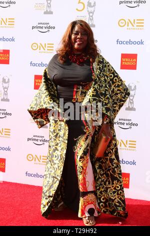 Los Angeles, CA, USA. 30 Mär, 2019. Loretta Devine bei der Ankunft für 50 NAACP Image Awards, Loews Hotel Hollywood, Los Angeles, CA 30 März, 2019. Credit: Priscilla Grant/Everett Collection/Alamy leben Nachrichten Stockfoto