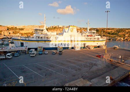 Malta-Gozo-Fährdienst auf dem Gozo Channel, Malta Stockfoto