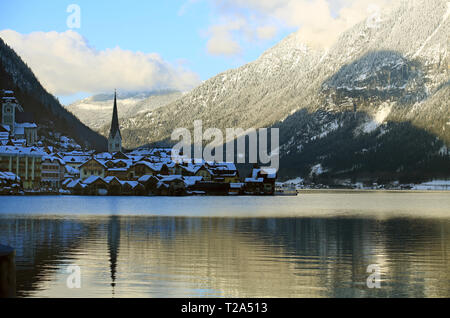 Hallstatt, Blick auf die Stadt. Stockfoto