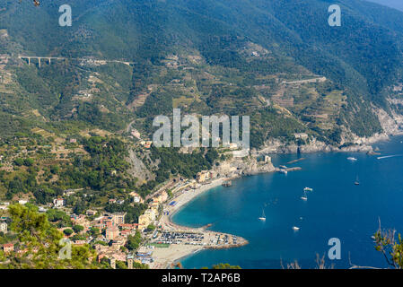 Blick auf beachf in Monterosso al Mare in der Küste von Ligurien. Cinque Terre. Italien Stockfoto