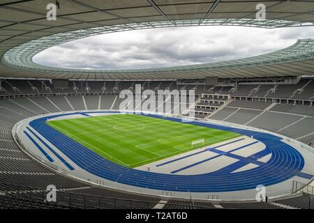 Deutschland: Innenraum des Olympiastadion in Berlin. Foto vom 17. März 2019. | Verwendung weltweit Stockfoto