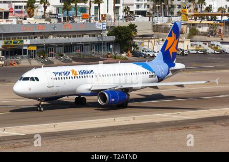 Eilat, Israel - 21. Februar 2019: israir Airbus A320 Flugzeug am Flughafen Eilat (ETH) in Israel. | Verwendung weltweit Stockfoto