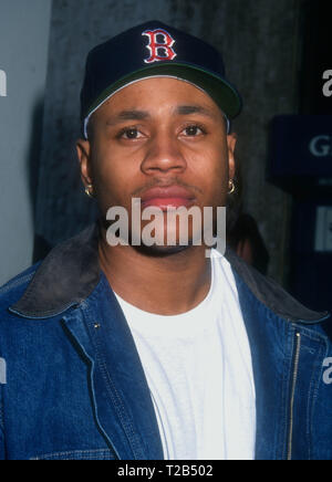 HOLLYWOOD, CA - 11. März: Rapper/Schauspieler LL Cool J besucht Hollywood Walk of Fame Zeremonie für den Supremes am 11. März 1994 bei 7050 Hollywood Boulevard in Hollywood, Kalifornien. Foto von Barry King/Alamy Stock Foto Stockfoto