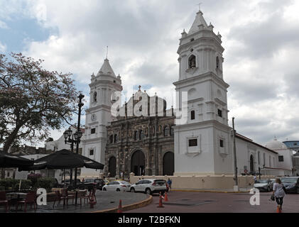 Kathedrale Basilica Metropolitana de Santa Maria la antigua sal Felipe in der Altstadt von Panama Viejo Panama Stockfoto