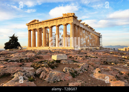 Athen - Parthenon auf der Akropolis bei Sonnenaufgang in Griechenland Stockfoto